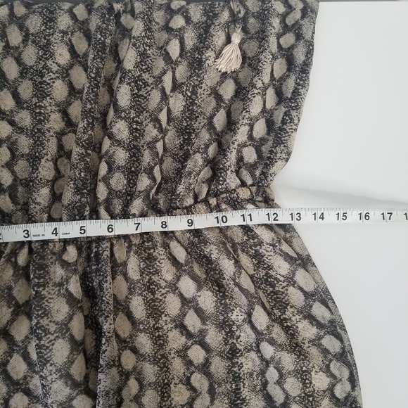 NWOT Show Me Your MuMu Tillie Tie Front Tassel Romper Snake Print Size S Boho - Picture 15 of 16